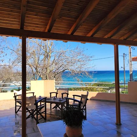 Апартаменты Sea View House Эйон Экстерьер фото