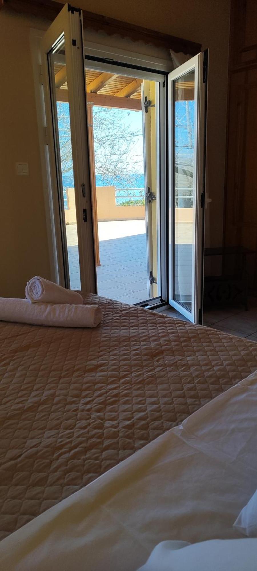Апартаменты Sea View House Эйон Экстерьер фото